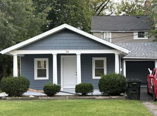 36 E 151st St, Harvey, IL 60426