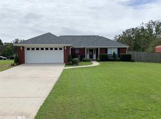 19940 Southfield Dr, Robertsdale, AL 36567