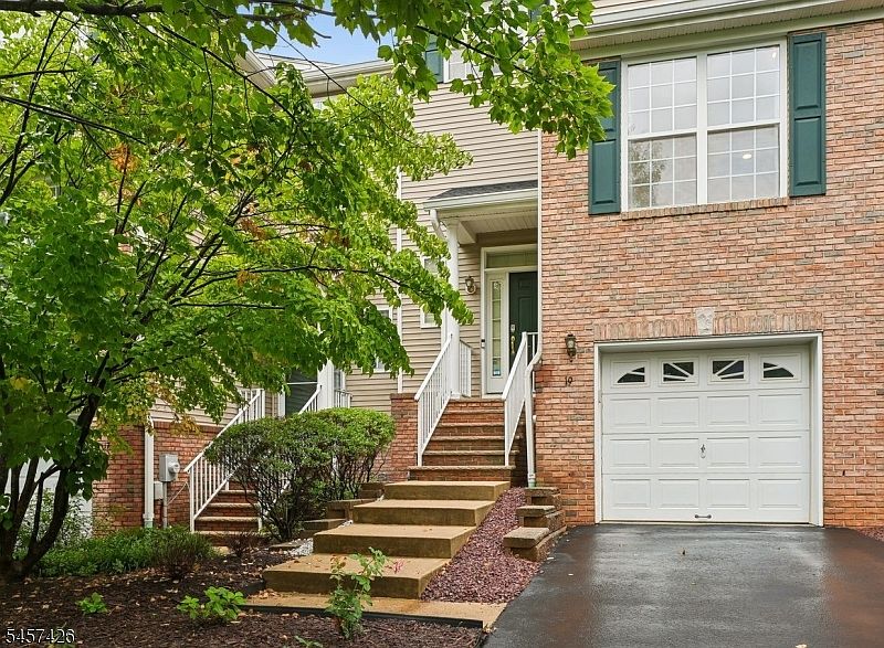 1st image of 19 Jackson Ave