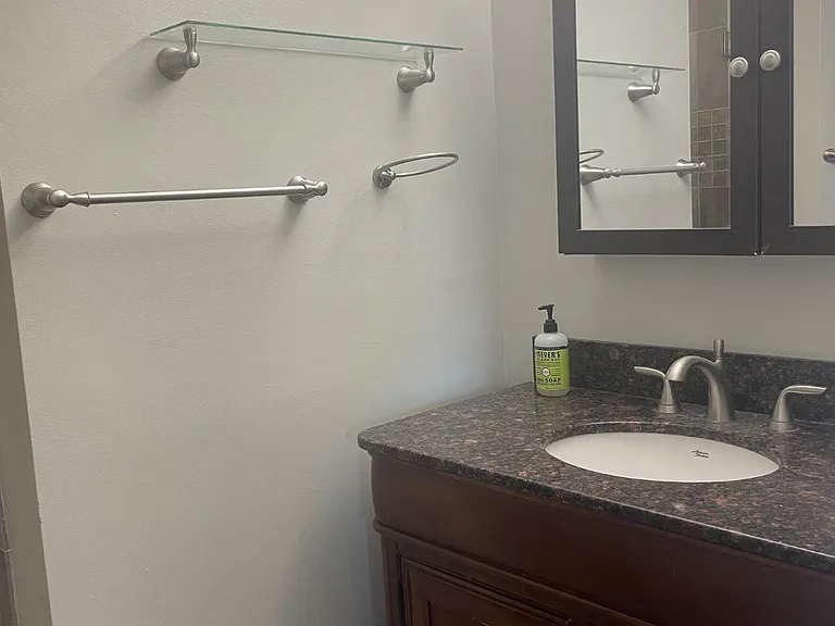 6008 Ellesmere Ct #F — Photo 19