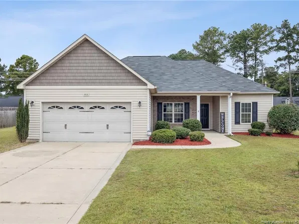 4918 Lion Heart Ln, Parkton, NC 28371