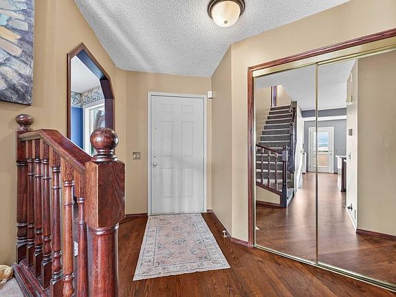 3rd image of 52 Riverwood Cir SE