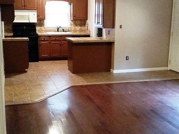 Living Room thru to Kitchen