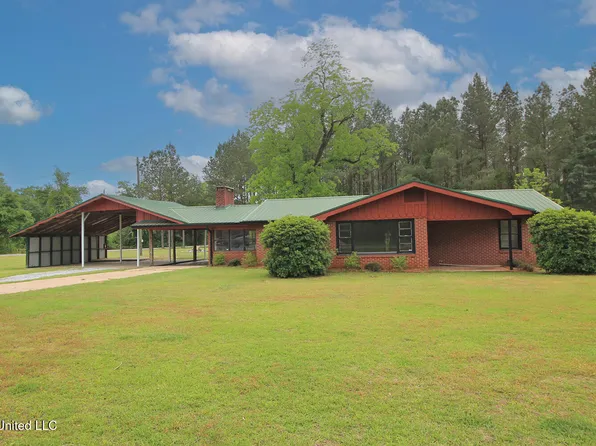 211 Gordon Rd, Lucedale, MS 39452