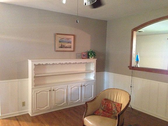 5th image of 1115 Thomas St