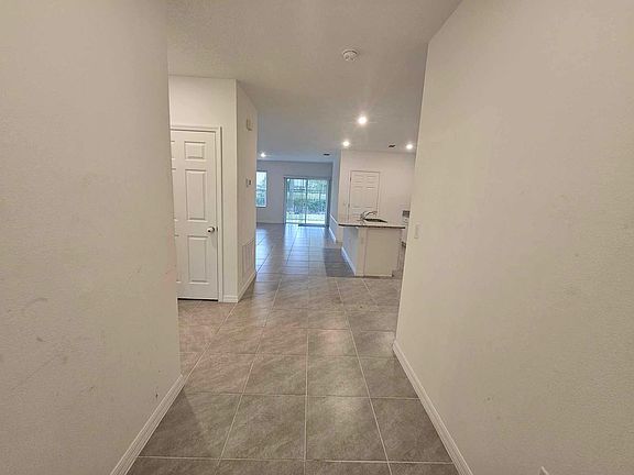3rd image of 6817 Shelby Lynn Way