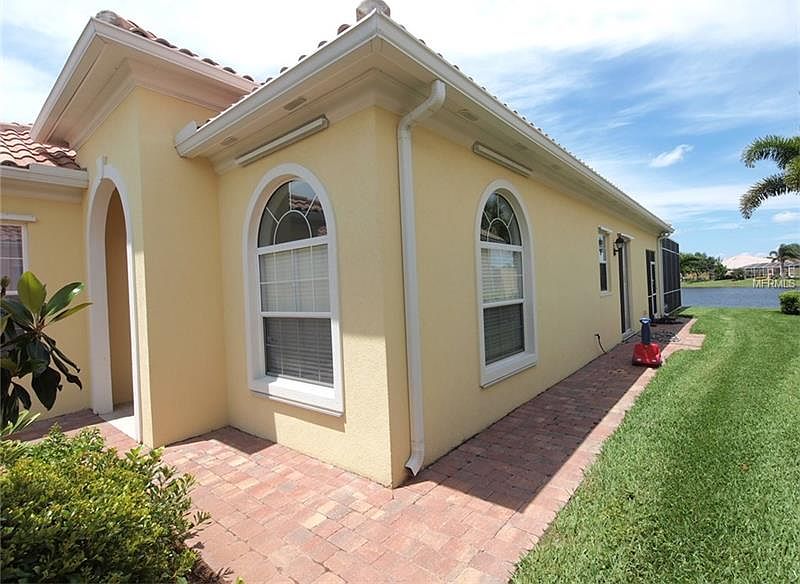 2nd image of 13376 Coluccio St