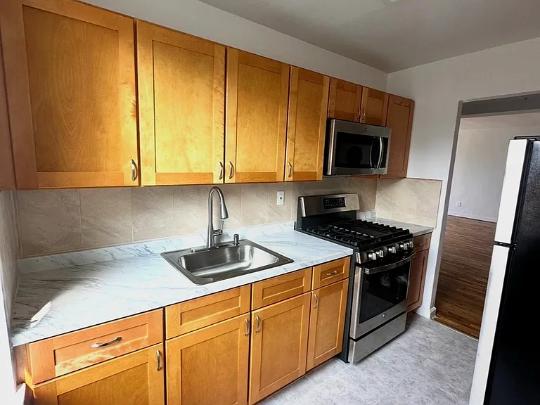 210 Atlantic Ave #B4B — Photo 5
