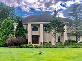 33 Greenwich Dr, Jackson, NJ 08527