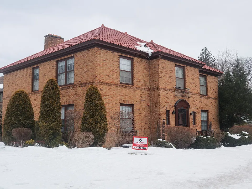 255 Market St