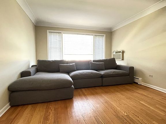 3rd image of 8851 Bronx Ave #G