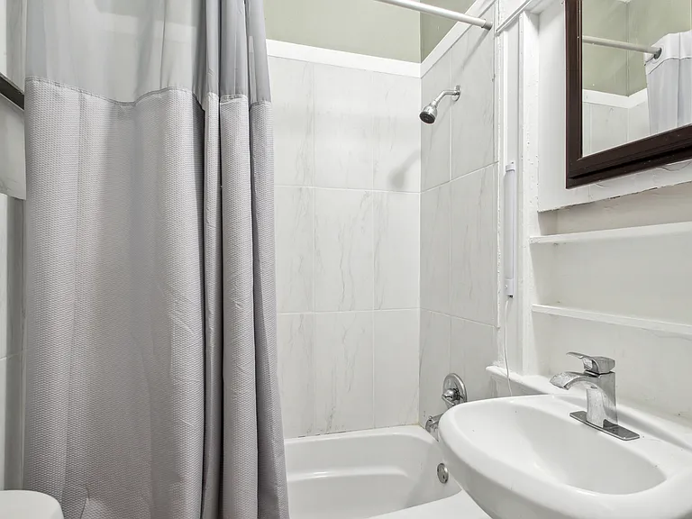 C2-2833 Napoleon Ave #C2 — Photo 1