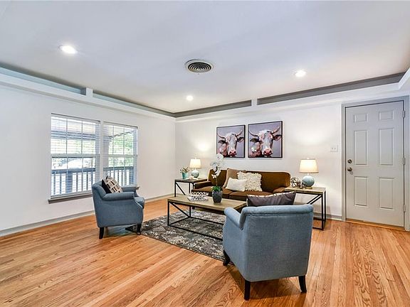 5th image of 1108 Karen Ave