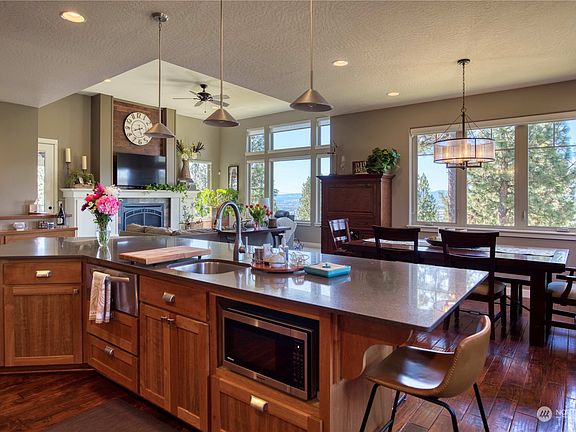 5th image of 21226 E Harvard Vistas Lane