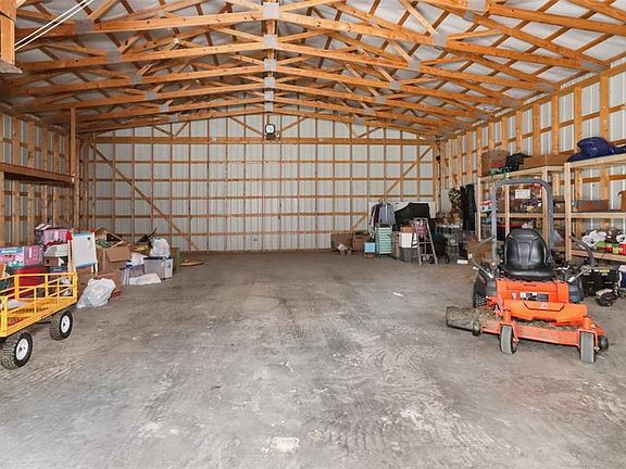 2nd image of 30998 Hutchison Rd