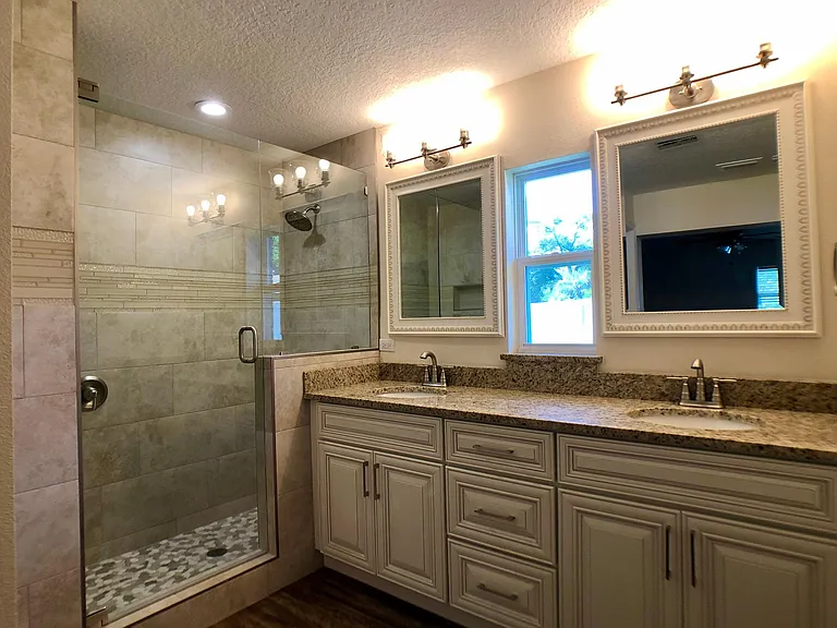 102 Driftwood Ln — Photo 12