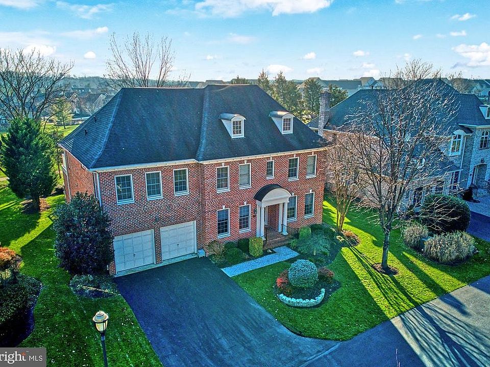 Make This Your Home!