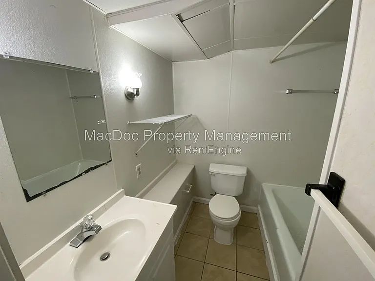 130 Janney Ct — Photo 28