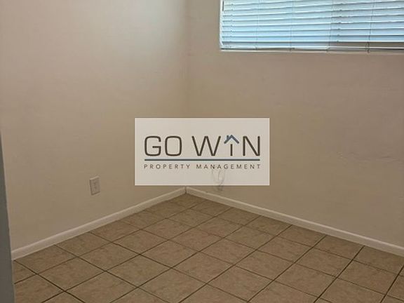 3rd image of 3636 E Verde Ln APT 4
