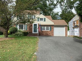 106 Willoughby Rd, Fanwood, NJ 07023