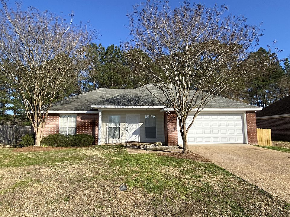 1st image of 414 Willow Bay Dr