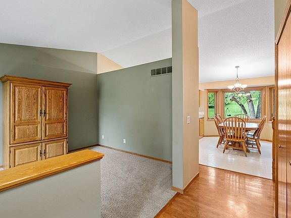 4th image of 3610 Pauly Ln