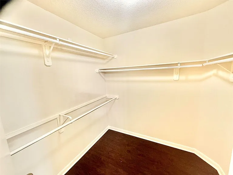3906 Teal Run Meadows Dr — Photo 17