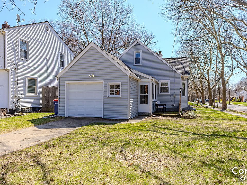 2542 Raymond Ave SE, Grand Rapids, MI 49507 | Zillow