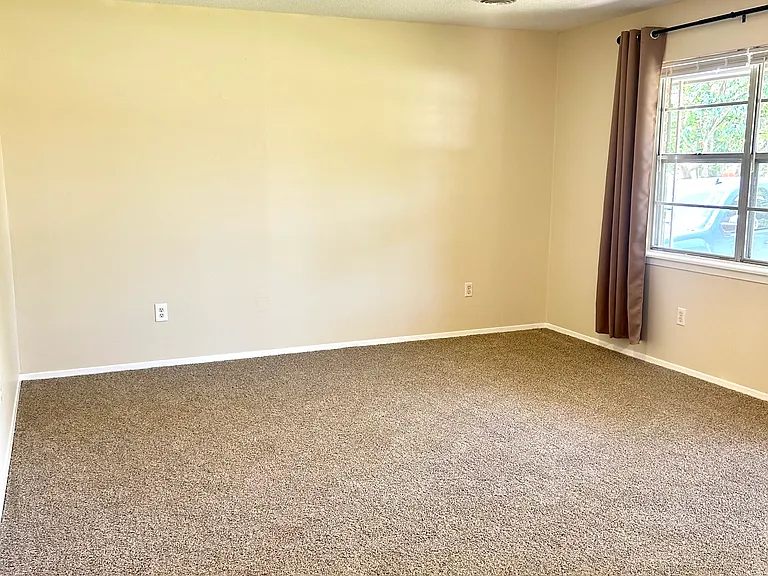 1817 W Wyandotte Ave — Photo 4