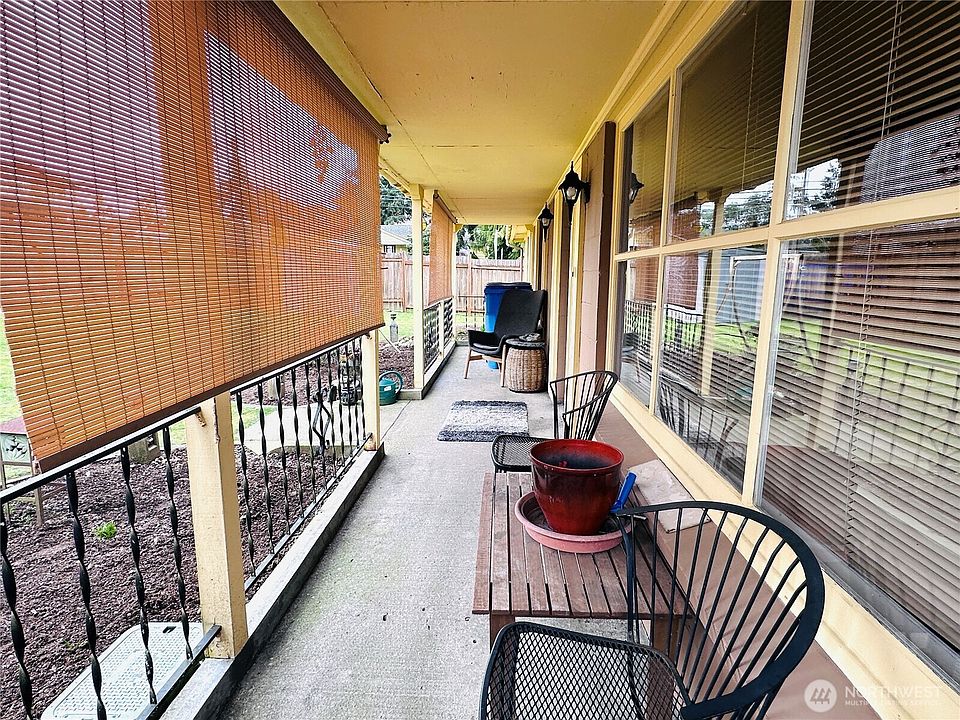 1st image of 15326 Ashworth Place N