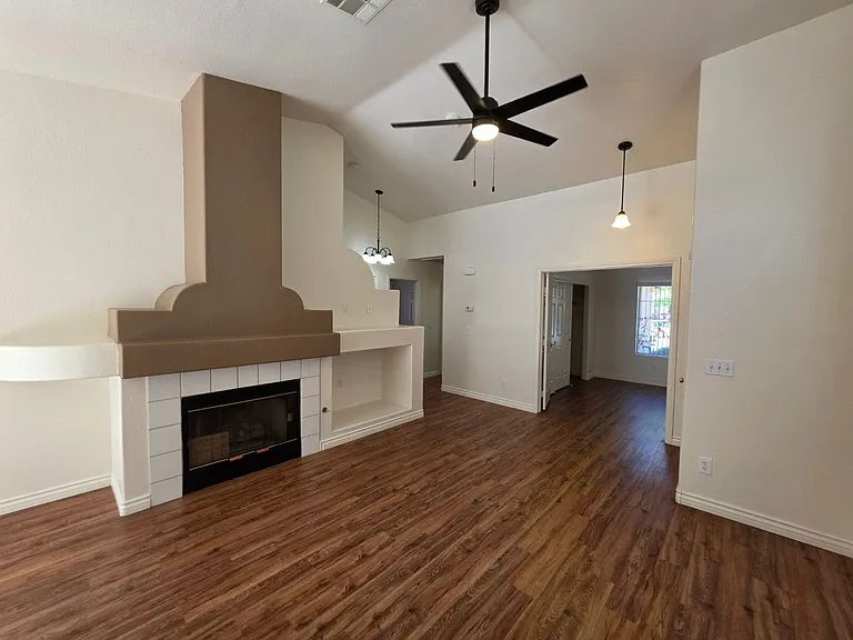 1641 Eagle Peak Way — Photo 5