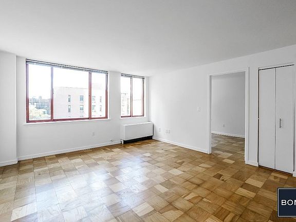 4th image of 444 W 35th St APT 12C