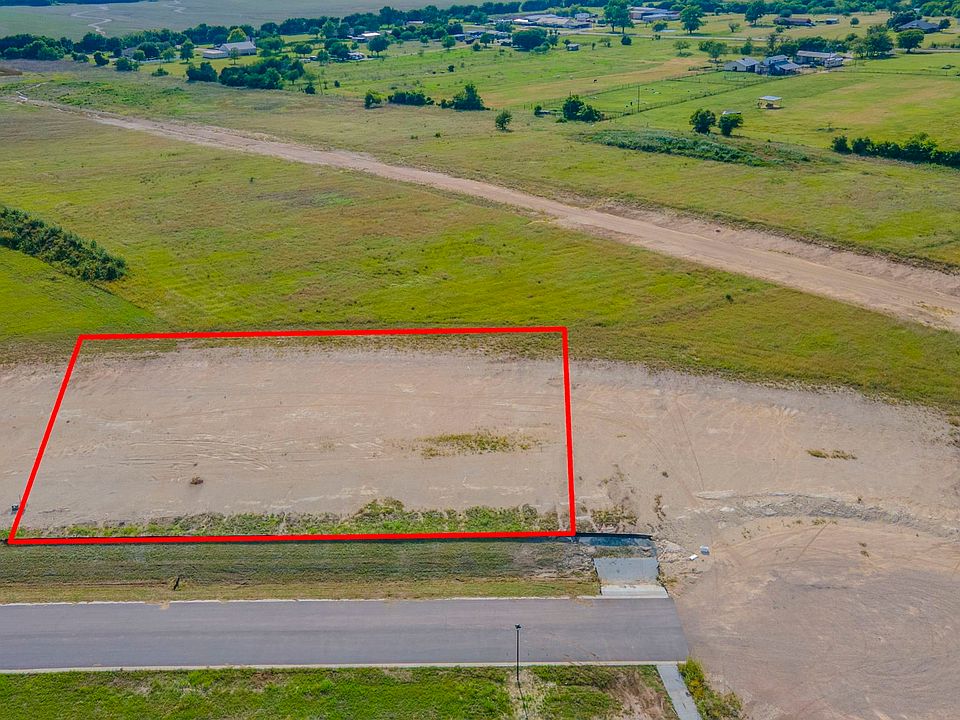 1st image of 200 Lakeside Lndg