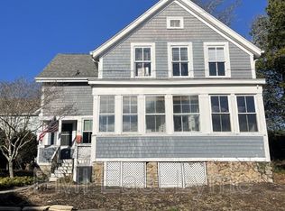 26 Academy Ln, Groton, CT 06355