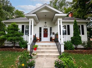 6804 Lindenwood Pl, Saint Louis, MO 63109