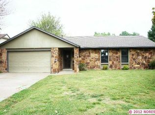 116 W Twin Oaks St, Broken Arrow, OK 74011