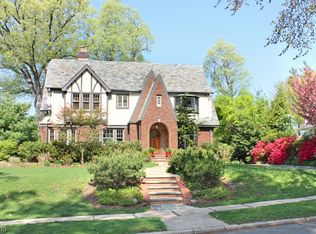 226 Forest Ave, Glen Ridge, NJ 07028