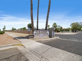 Paradise Groves Manufactured Home Community