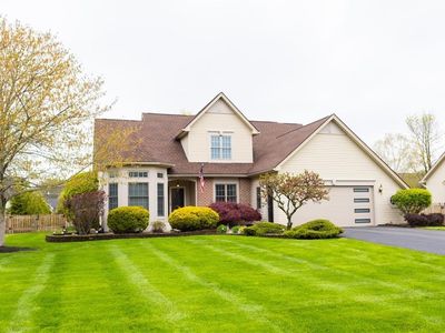 287 Sunny Mill Ln, Rochester, NY, 14626
