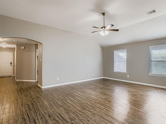 4th image of 13560 Lake Breeze Ln