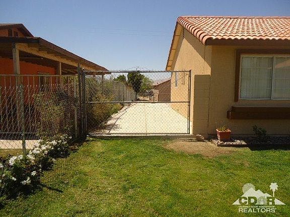 2nd image of 16705 Avenida Rambla