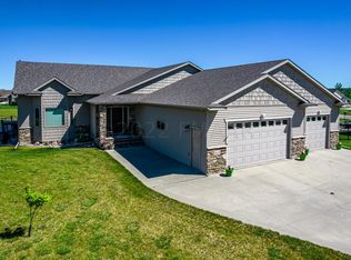 3649 16th St S, Moorhead, MN 56560