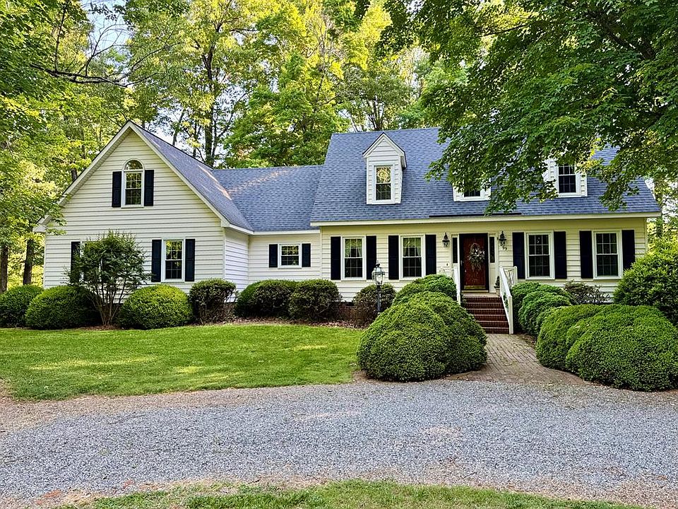1st image of 99 Lake Point Dr