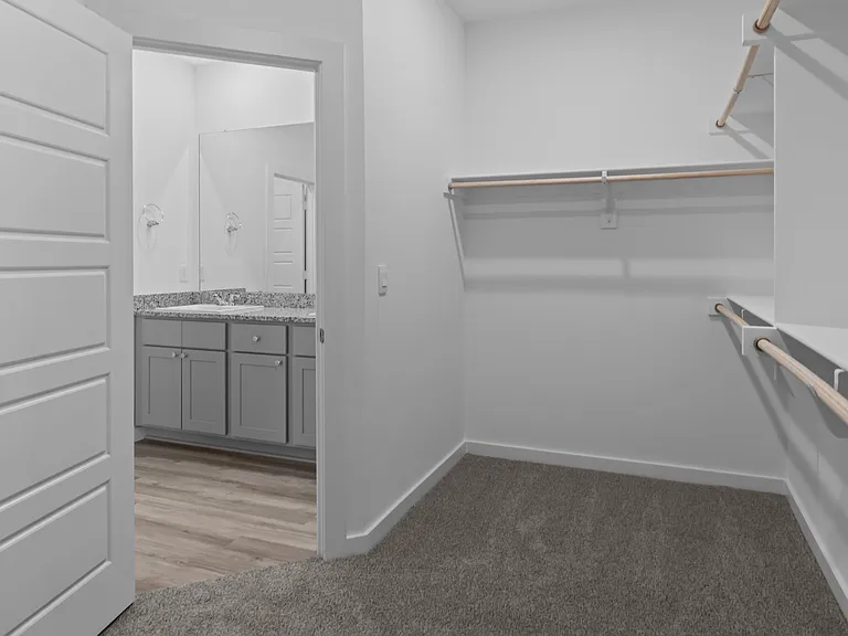 8536 Big Apple Dr — Photo 3