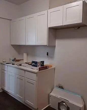 1st image of 11 Lawrence St #1AL