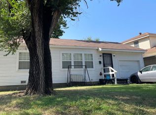 6944 E Newton St, Tulsa, OK 74115