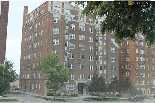 3rd image of 311 E Emanuel Cleaver Ii Blvd Unit 503