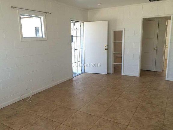 3rd image of 4213 Garden Pl #0
