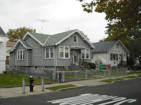 2nd image of 10115 158th Ave