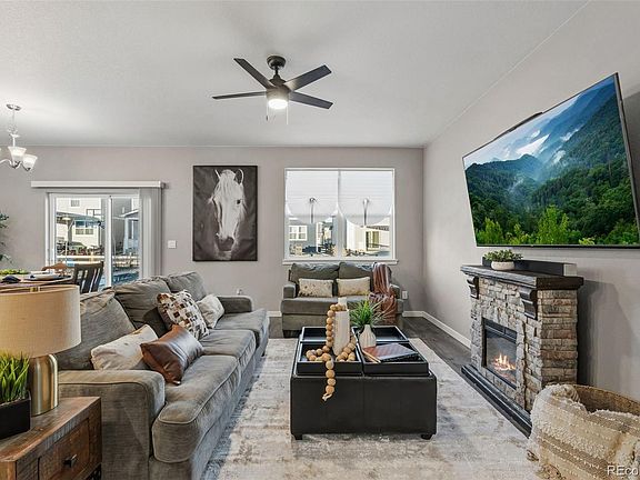 4th image of 16175 Mountain Flax Drive
